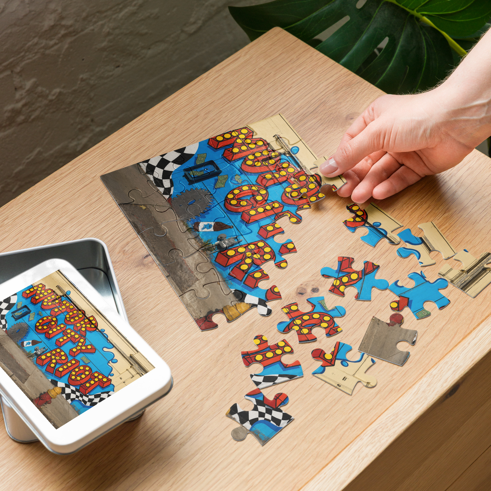 Motor City Riot Jigsaw puzzle with tin - Image 3